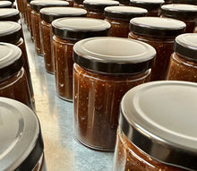Load image into Gallery viewer, Fig Jam (Dried black mission fig spread with Lemon &amp; Ginger)
